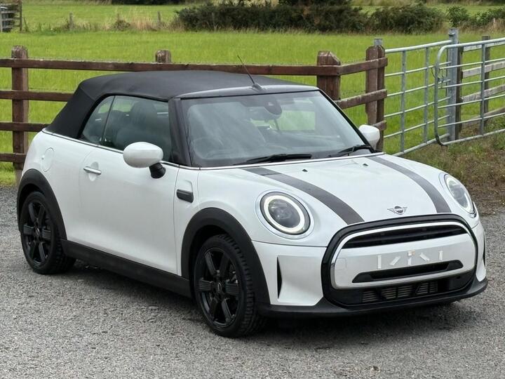 MINI Convertible 1.5 Cooper Classic Steptronic Euro 6 (s/s) 2dr