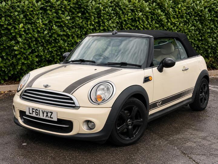 MINI Convertible 1.6 Cooper D Euro 5 (s/s) 2dr