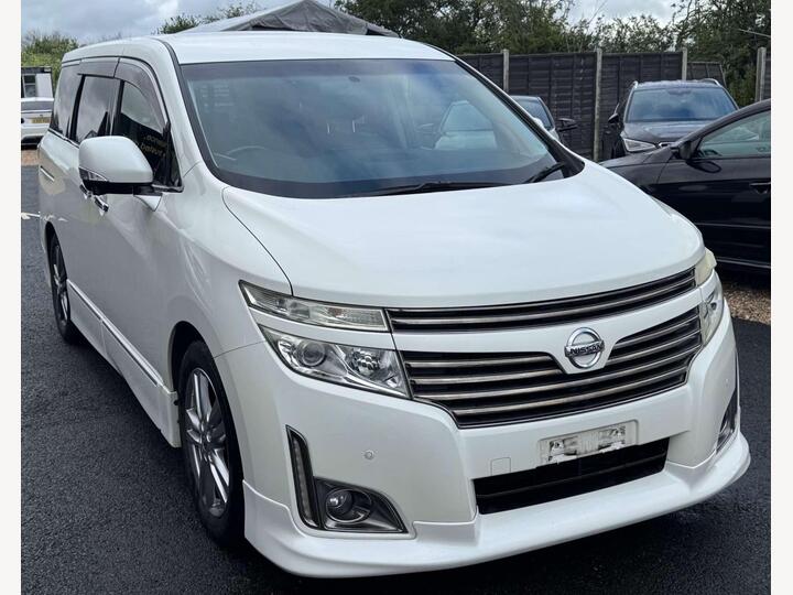 Nissan ELGRAND E51 AUTO