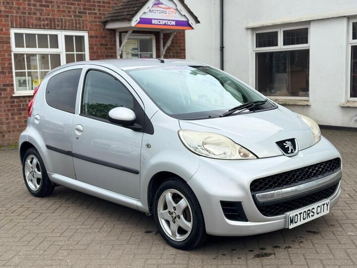 Peugeot 107 1.0 12V Allure Euro 5 5dr