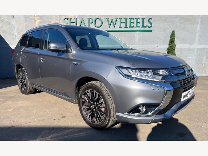 Mitsubishi Outlander 2.0h 12kWh 4h CVT 4WD Euro 6 (s/s) 5dr Mitsubishi Outlander 2.0h 12kWh 4h CVT 4WD Euro 6 (s/s) 5dr