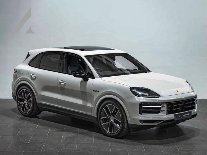 Porsche Cayenne 3.0 V6 E-Hybrid 25.9kWh TiptronicS 4WD Euro 6 (s/s) 5dr
