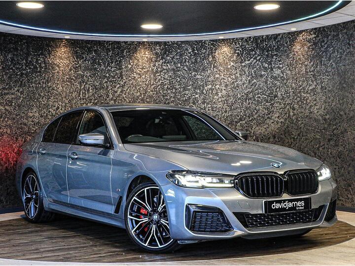 BMW 5 Series 2.0 520d MHT M Sport Steptronic Euro 6 (s/s) 4dr BMW 5 Series 2.0 520d MHT M Sport Steptronic Euro 6 (s/s) 4dr