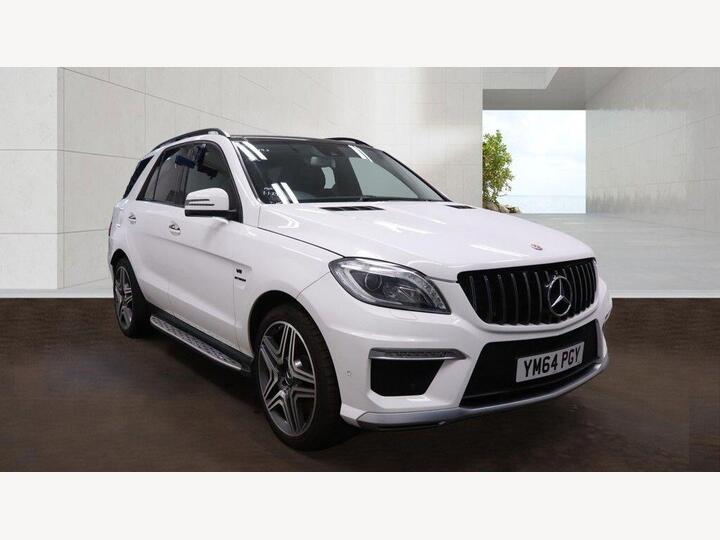 Mercedes-Benz M Class 5.5 ML63 V8 AMG SpdS+7GT 4WD Euro 5 (s/s) 5dr Mercedes-Benz M Class 5.5 ML63 V8 AMG SpdS+7GT 4WD Euro 5 (s/s) 5dr