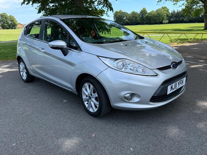Ford Fiesta 1.4 Zetec 5dr