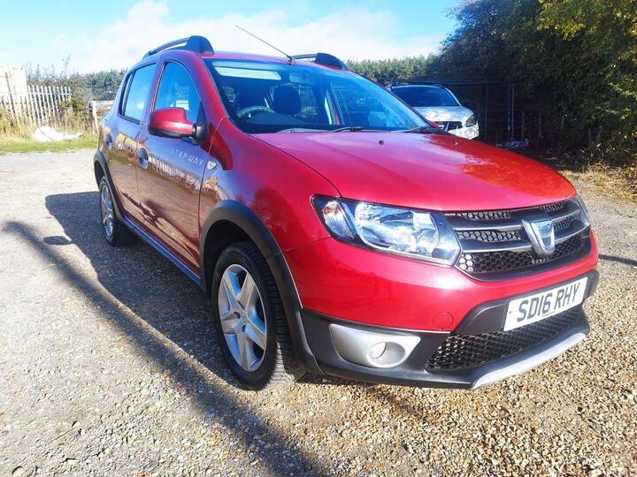 Dacia Sandero Stepway 0.9 TCe Laureate Euro 6 (s/s) 5dr