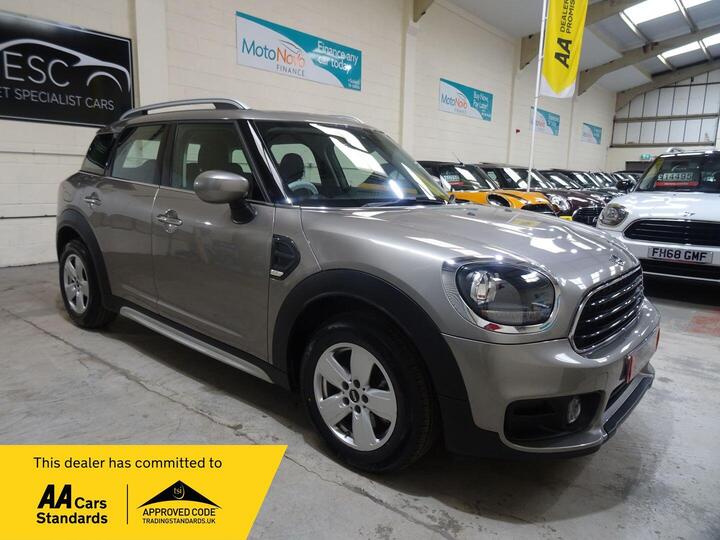 MINI Countryman 1.5 Cooper Classic Steptronic Euro 6 (s/s) 5dr
