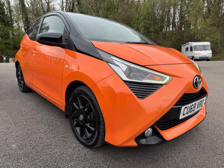 Toyota AYGO 1.0 VVT-i X-cite X-shift Euro 6 5dr