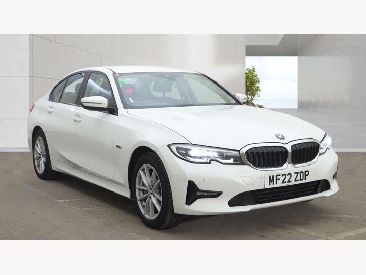 BMW 3 Series 2.0 330e 12kWh SE Pro Auto Euro 6 (s/s) 4dr