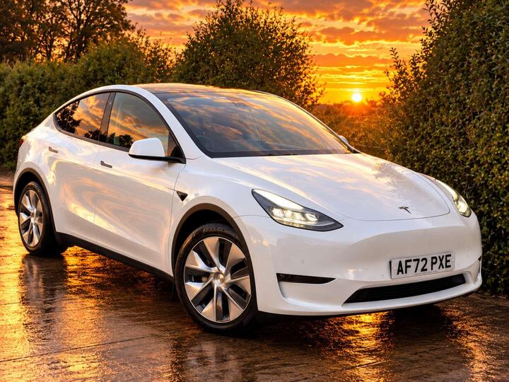 Tesla MODEL Y (Dual Motor) Long Range Auto 4WDE 5dr