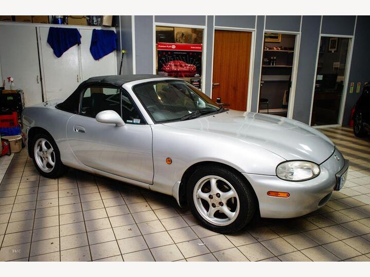 Mazda MX-5 1.8 S 2dr