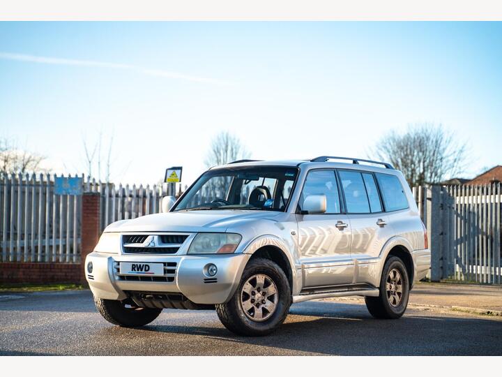 Mitsubishi Shogun 3.2 DI-D Elegance 5dr