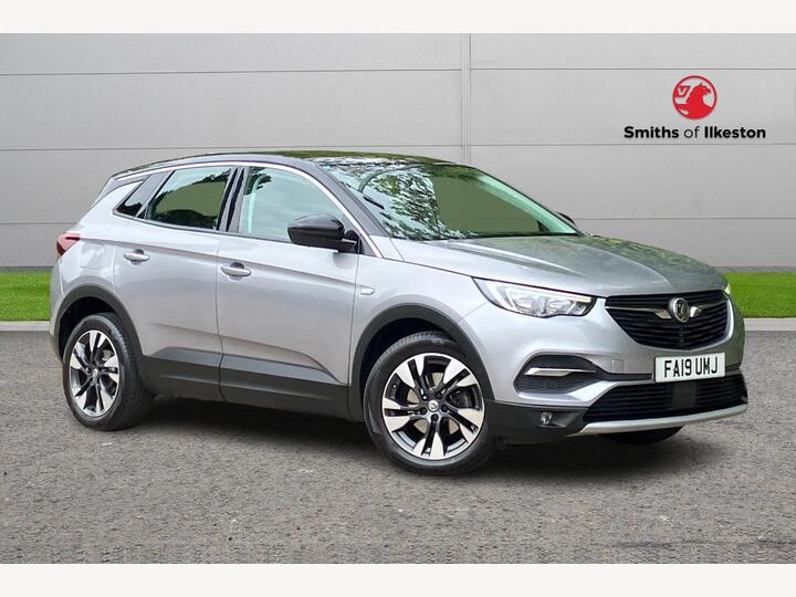 Vauxhall Grandland X 1.2 Turbo Sport Nav Euro 6 (s/s) 5dr Vauxhall Grandland X 1.2 Turbo Sport Nav Euro 6 (s/s) 5dr