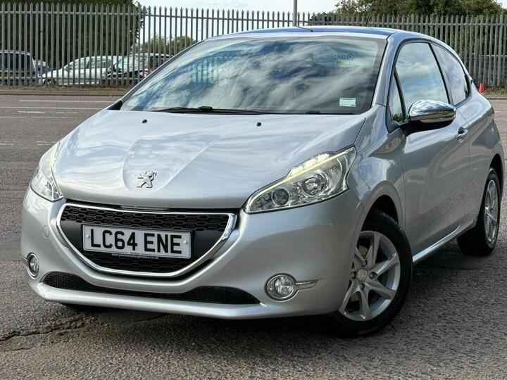 Peugeot 208 1.2 VTi PureTech Style Euro 6 3dr