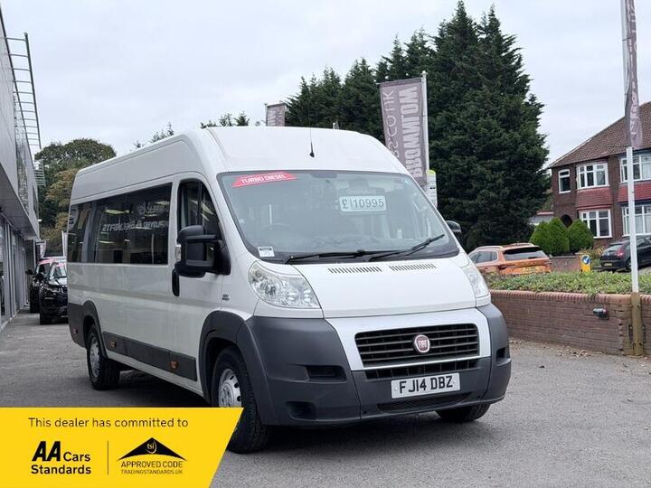 Fiat Ducato 40 MAXI H/R W/V XLB MULTIJET 12 SEATER WITH MOTABILITY RAMP