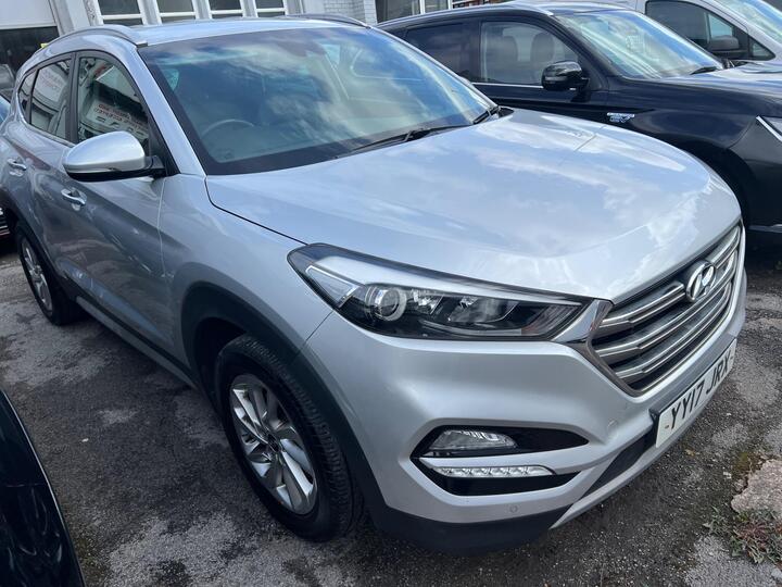 Hyundai TUCSON 1.7 CRDi Blue Drive Premium Euro 6 (s/s) 5dr