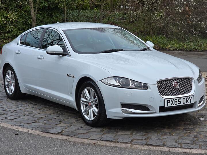 Jaguar XF 2.2d Luxury Auto Euro 5 (s/s) 4dr