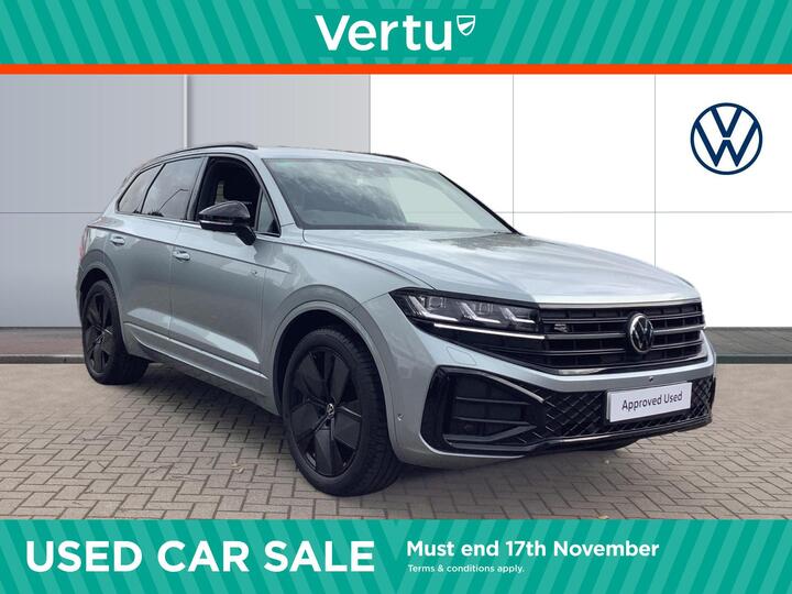 Volkswagen Touareg 3.0 TDI V6 Black Edition Tiptronic 4Motion Euro 6 (s/s) 5dr Volkswagen Touareg 3.0 TDI V6 Black Edition Tiptronic 4Motion Euro 6 (s/s) 5dr
