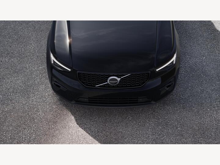 Volvo XC40 2.0 B4 MHEV Plus Pro DCT Auto Euro 6 (s/s) 5dr