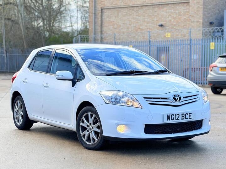 Toyota Auris 1.6 V-Matic Colour Collection Euro 5 5dr