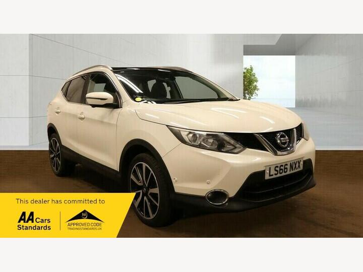 Nissan Qashqai 1.2 DIG-T Tekna 2WD Euro 6 (s/s) 5dr