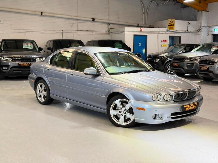 Jaguar X-Type 2.2D DPF SE 4dr