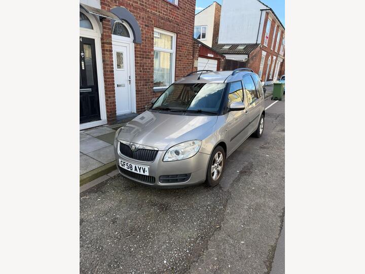 Skoda Roomster 1.6 16V 2 Tiptronic 5dr