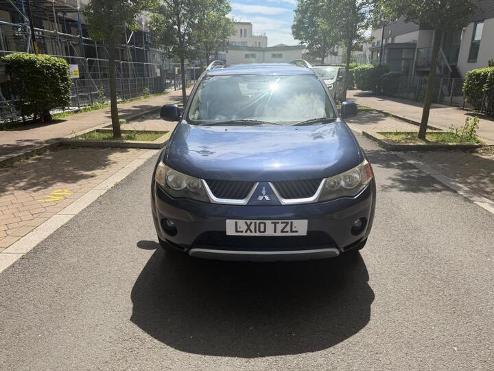 Mitsubishi Outlander 2.4 MIVEC Elegance Auto 4WD Euro 4 5dr Mitsubishi Outlander 2.4 MIVEC Elegance Auto 4WD Euro 4 5dr
