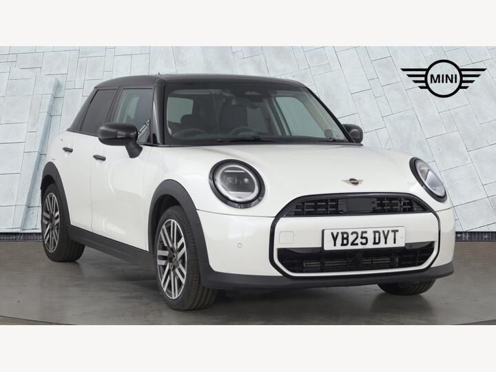 MINI Cooper 1.5C Classic Steptronic Euro 6 (s/s) 5dr