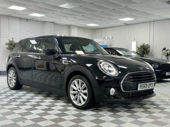 MINI CLUBMAN 1.5 Cooper Classic Steptronic Euro 6 (s/s) 6dr MINI CLUBMAN 1.5 Cooper Classic Steptronic Euro 6 (s/s) 6dr