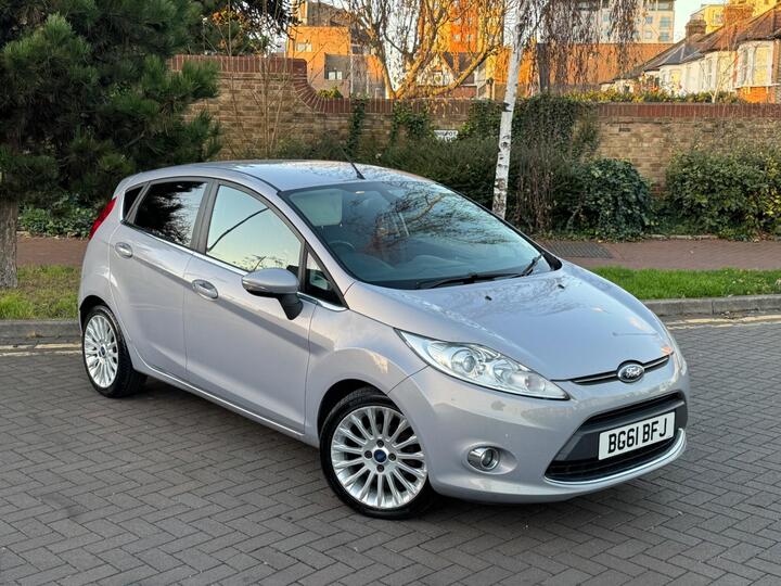 Ford Fiesta 1.4 Titanium 5dr