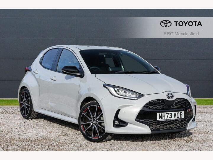 Toyota Yaris 1.5 VVT-h GR SPORT E-CVT Euro 6 (s/s) 5dr