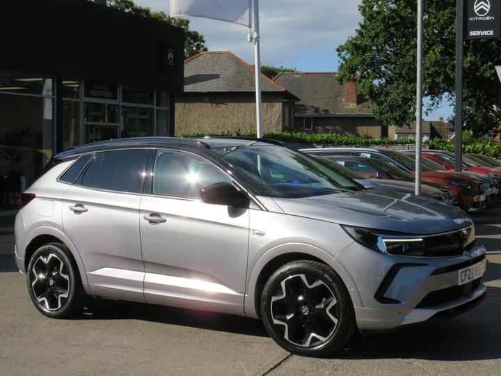 Vauxhall Grandland 1.2 Turbo Ultimate Euro 6 (s/s) 5dr