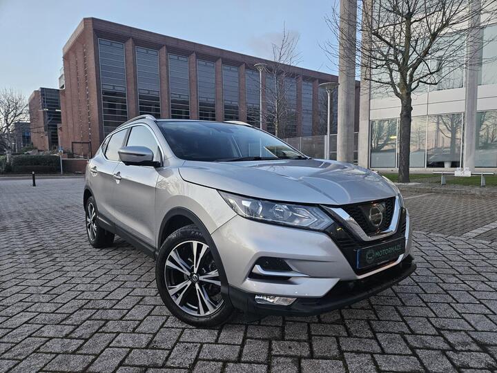 Nissan Qashqai 1.6 DCi N-Connecta XTRON Euro 6 (s/s) 5dr