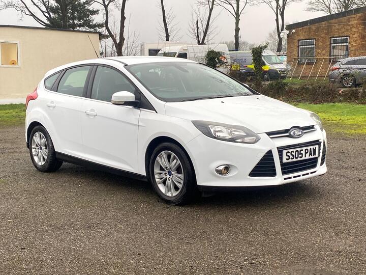 Ford Focus 1.6 Titanium Navigator Powershift Euro 5 5dr