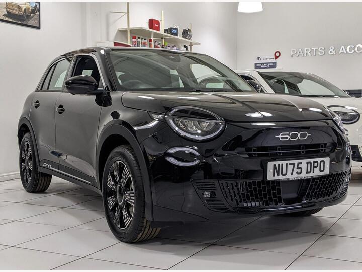 Fiat 600 1.2 MHEV E-DCT Euro 6 (s/s) 5dr