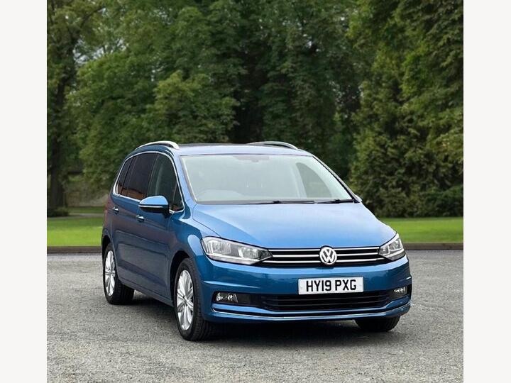 Volkswagen Touran 1.5 TSI EVO SEL DSG Euro 6 (s/s) 5dr Volkswagen Touran 1.5 TSI EVO SEL DSG Euro 6 (s/s) 5dr