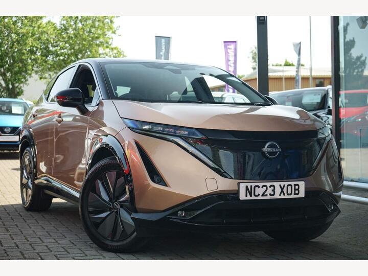Nissan ARIYA 63kWh Advance Auto 5dr 7.4kW Charger