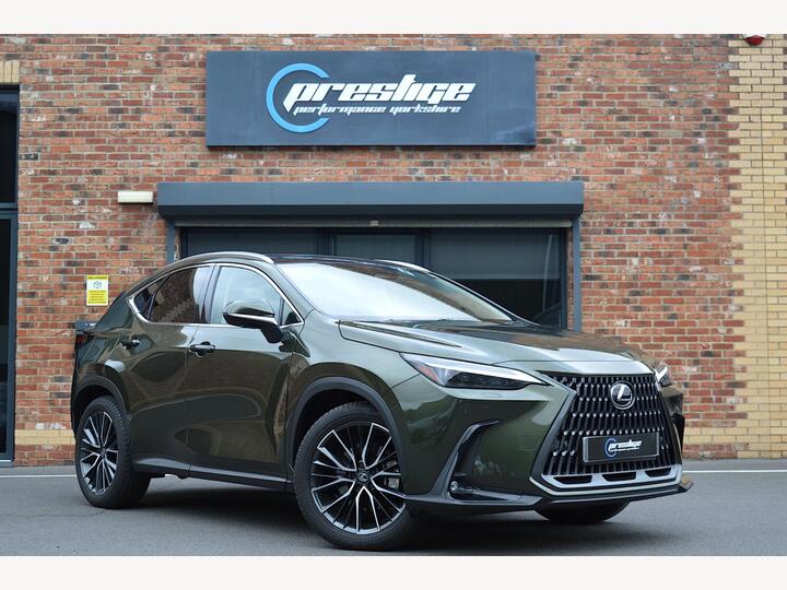 Lexus NX 2.5 450h+ 18.1kWh Takumi E-CVT 4WD Euro 6 (s/s) 5dr