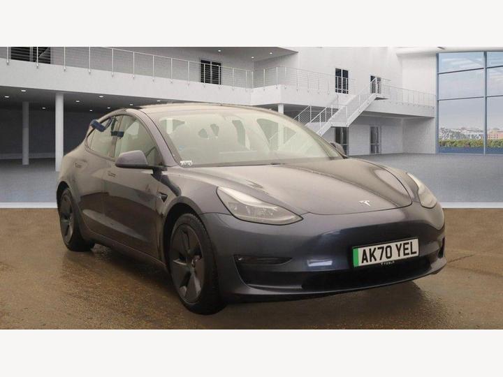 Tesla Model 3 (Dual Motor) Long Range Auto 4WDE 4dr