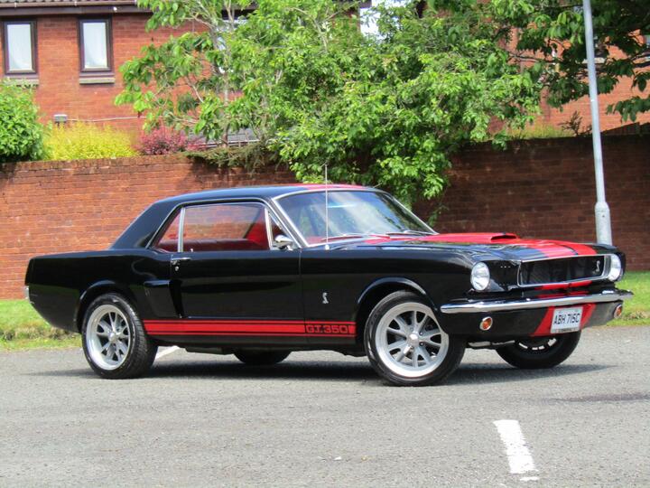 Ford Mustang Coupe