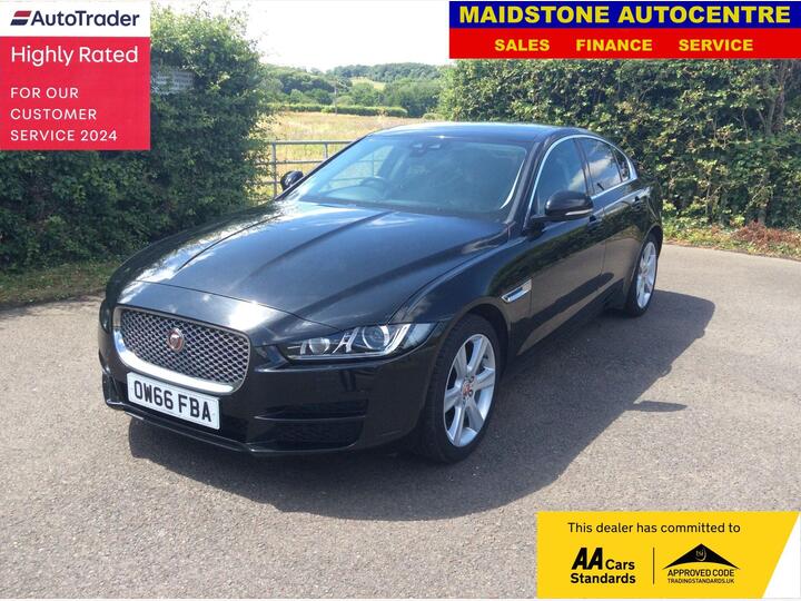 Jaguar XE 2.0d Portfolio Auto AWD Euro 6 (s/s) 4dr