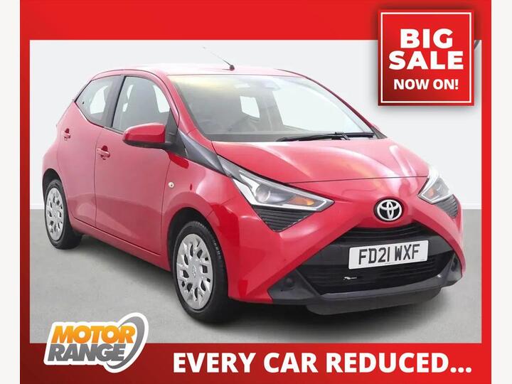 Toyota Aygo 1.0 VVT-i X-play Euro 6 5dr (Safety Sense)
