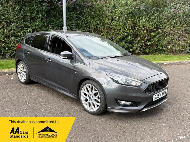Ford Focus 1.0T EcoBoost ST-Line Euro 6 (s/s) 5dr