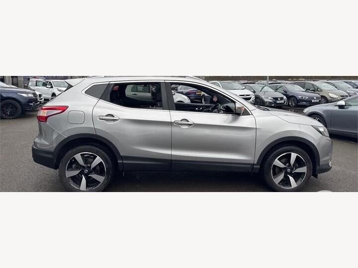 Nissan Qashqai 1.5 DCi N-Vision 2WD Euro 6 (s/s) 5dr