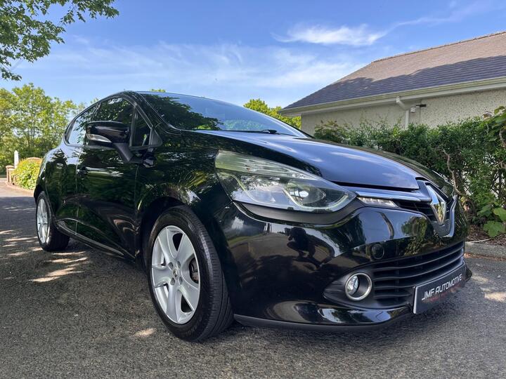 Renault Clio 1.5 DCi Dynamique Nav Euro 6 (s/s) 5dr Renault Clio 1.5 DCi Dynamique Nav Euro 6 (s/s) 5dr