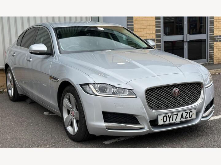 Jaguar XF 2.0d Portfolio Auto Euro 6 (s/s) 4dr