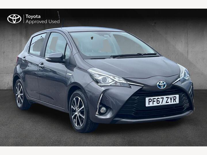 Toyota Yaris 1.5 VVT-h Icon Tech E-CVT Euro 6 (s/s) 5dr