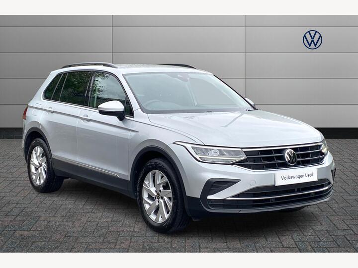 Volkswagen Tiguan 1.5 TSI Life Euro 6 (s/s) 5dr