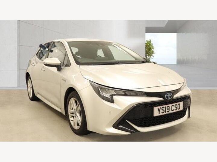 Toyota COROLLA 1.8 VVT-h Icon Tech CVT Euro 6 (s/s) 5dr